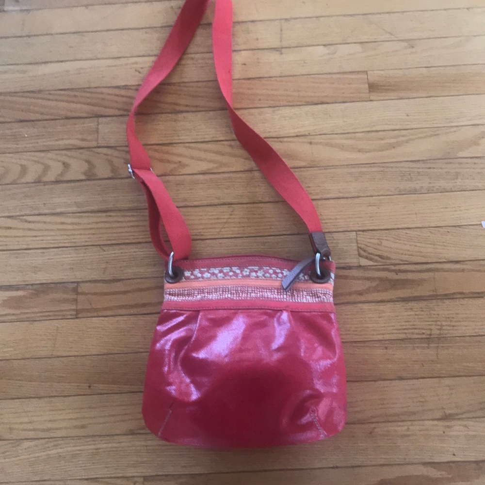 fossil purse